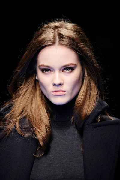 Look 1